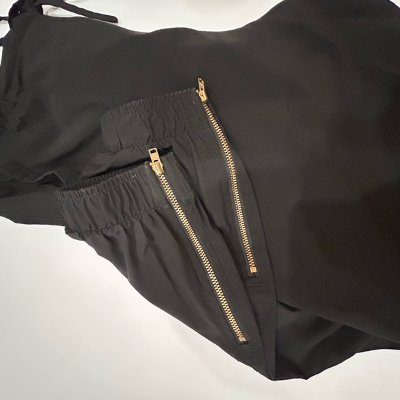 Albion Jetsetter Petite Black Joggers - Picture 7 of 7